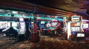 Tampilan antarmuka kasino online 567vt dengan pilihan game baccarat, roulette, dan blackjack lengkap